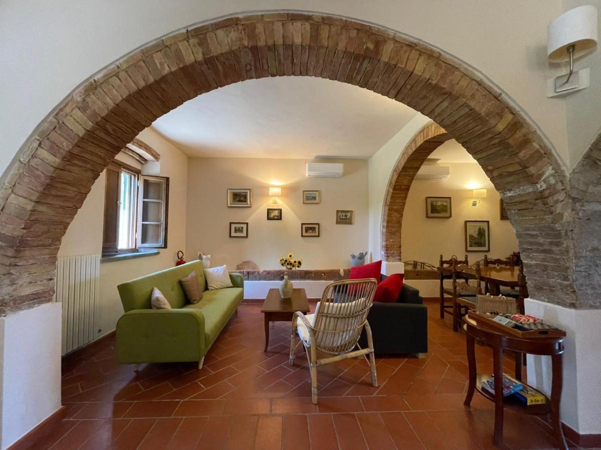 Podere I Sorbi, Spacious Tuscan Villa, Lajatico, Nr Pisa Molino Mazzetti Exterior foto